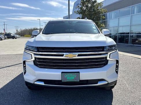 Used 2021 Chevrolet Suburban LT w/ Rear Media and Nav Package image 2
