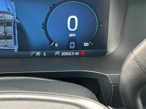 Used 2025 Ford F150 XLT w/ Equipment Group 301A Standard image 25