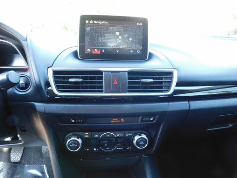 Used 2015 MAZDA MAZDA3 i Grand Touring image 10