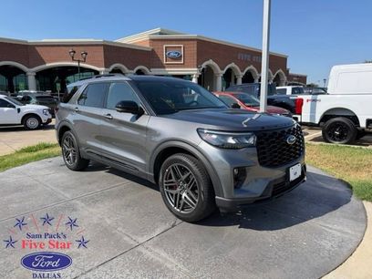 Used 2025 Ford Explorer ST-Line w/ ST-Line Street Pack