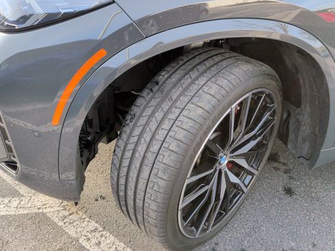 Used 2025 BMW X5 M60i w/ Climate Comfort Package image 14