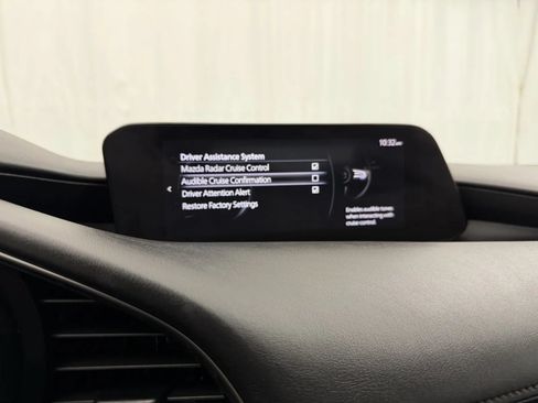 Used 2021 MAZDA MAZDA3 s FWD image 22