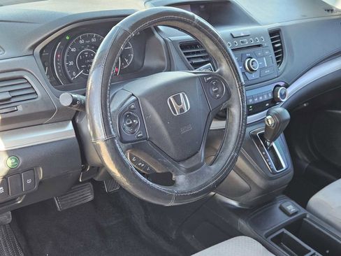 Used 2016 Honda CR-V LX image 2