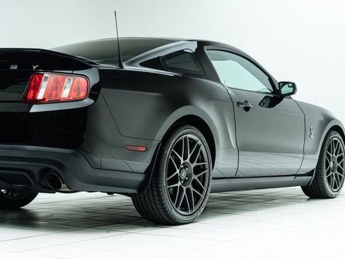 Used 2012 Ford Mustang Shelby GT500 w/ SVT Performance Pkg image 13