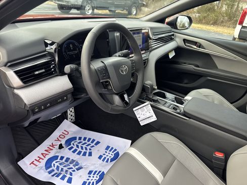 New 2026 Toyota Camry SE image 15