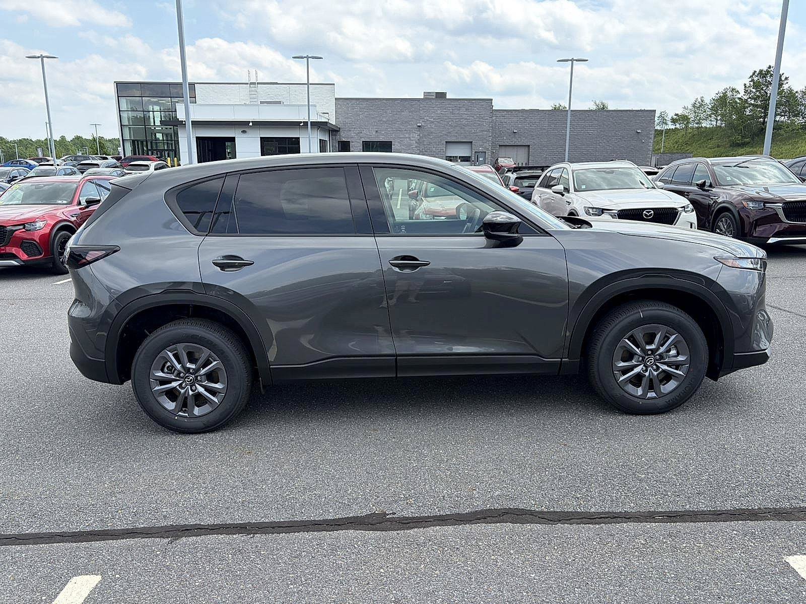New 2026 MAZDA CX-5 Select AWD/4WD image 2