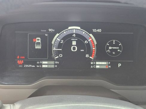 Used 2026 Toyota Tundra Limited AWD/4WD image 25