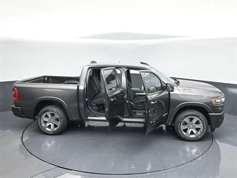 New 2026 RAM 1500 4x4 Crew Cab image 54