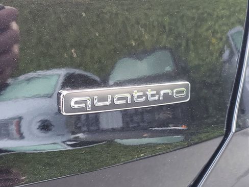 Used 2025 Audi Q3 2.0T Premium Plus w/ Premium Plus Package image 8