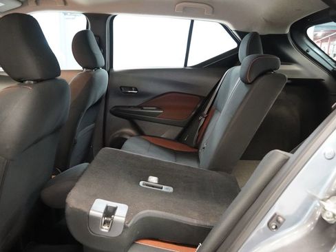 Used 2020 Nissan Kicks SR FWD image 26