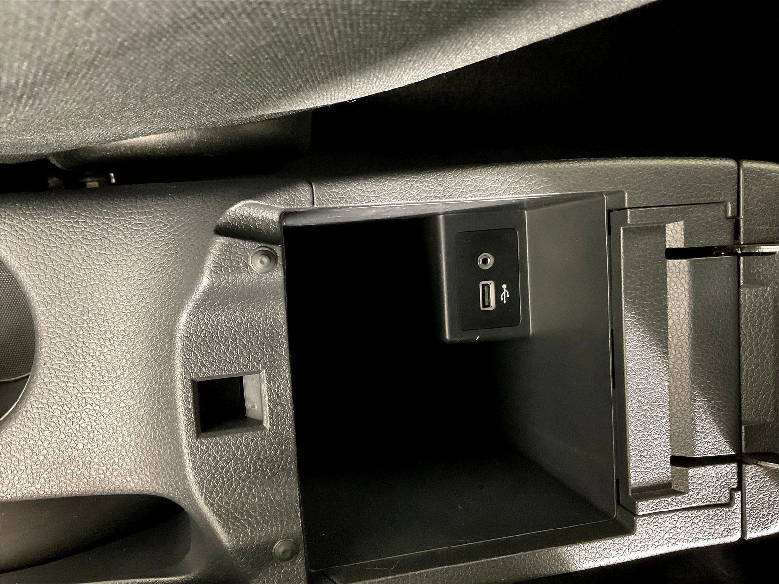 Used 2019 Nissan Sentra SV w/ Special Edition Package FWD image 16