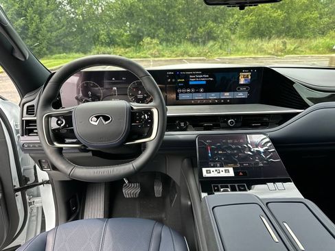 New 2027 INFINITI QX80 Sensory AWD/4WD image 47