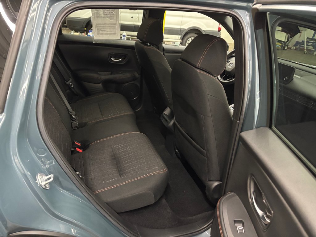 Used 2024 Honda HR-V Sport image 17