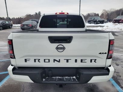New 2026 Nissan Frontier SV w/ SV Convenience Package