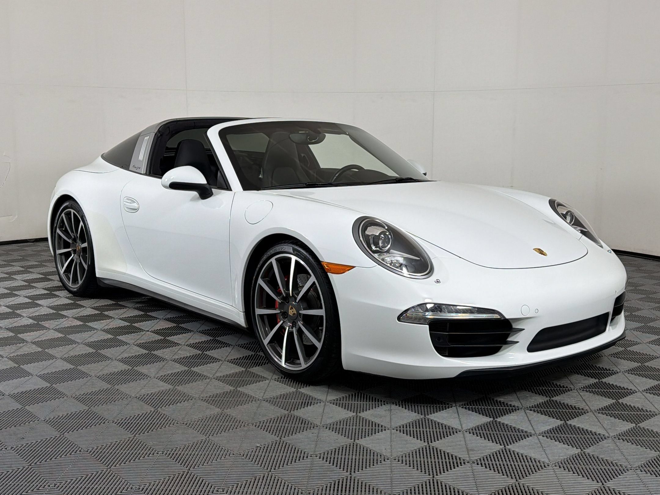 Used 2014 Porsche 911 Targa 4S AWD/4WD image 8