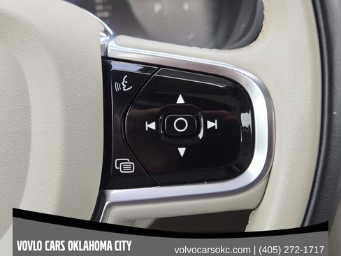 Certified 2023 Volvo S90 B6 Ultimate w/ Protection Package Premier AWD/4WD image 31