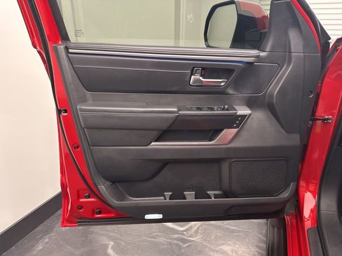 Used 2024 Toyota Sequoia Platinum image 18