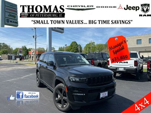 Used 2023 Jeep Grand Cherokee L Limited w/ Black Appearance Package AWD/4WD image 1