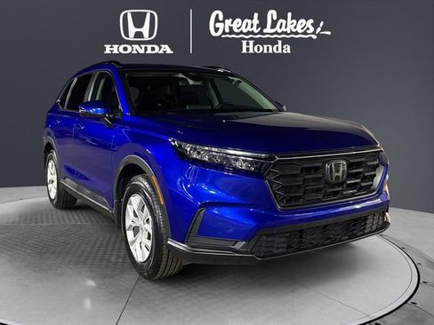 Used 2025 Honda CR-V LX image 1