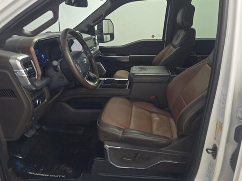 Used 2025 Ford F250 King Ranch image 5