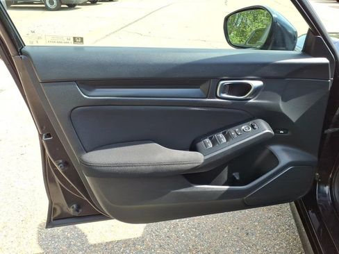 Used 2025 Honda Civic Sport image 14