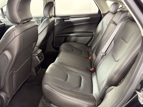 Used 2015 Ford Fusion Titanium AWD/4WD image 29