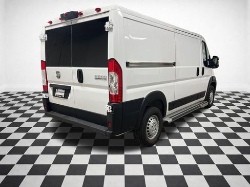 Used 2025 RAM ProMaster 2500 w/ U-Haul Equipment Group FWD image 8