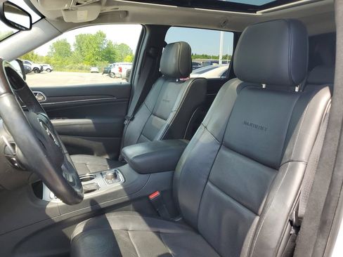 Used 2017 Jeep Grand Cherokee Summit w/ Platinum Series Group AWD/4WD image 5