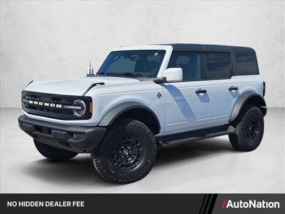 New 2026 Ford Bronco Outer Banks w/ Sasquatch Package