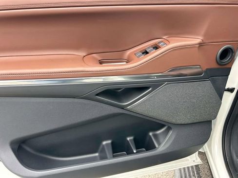New 2026 Lincoln Navigator Reserve AWD/4WD image 21