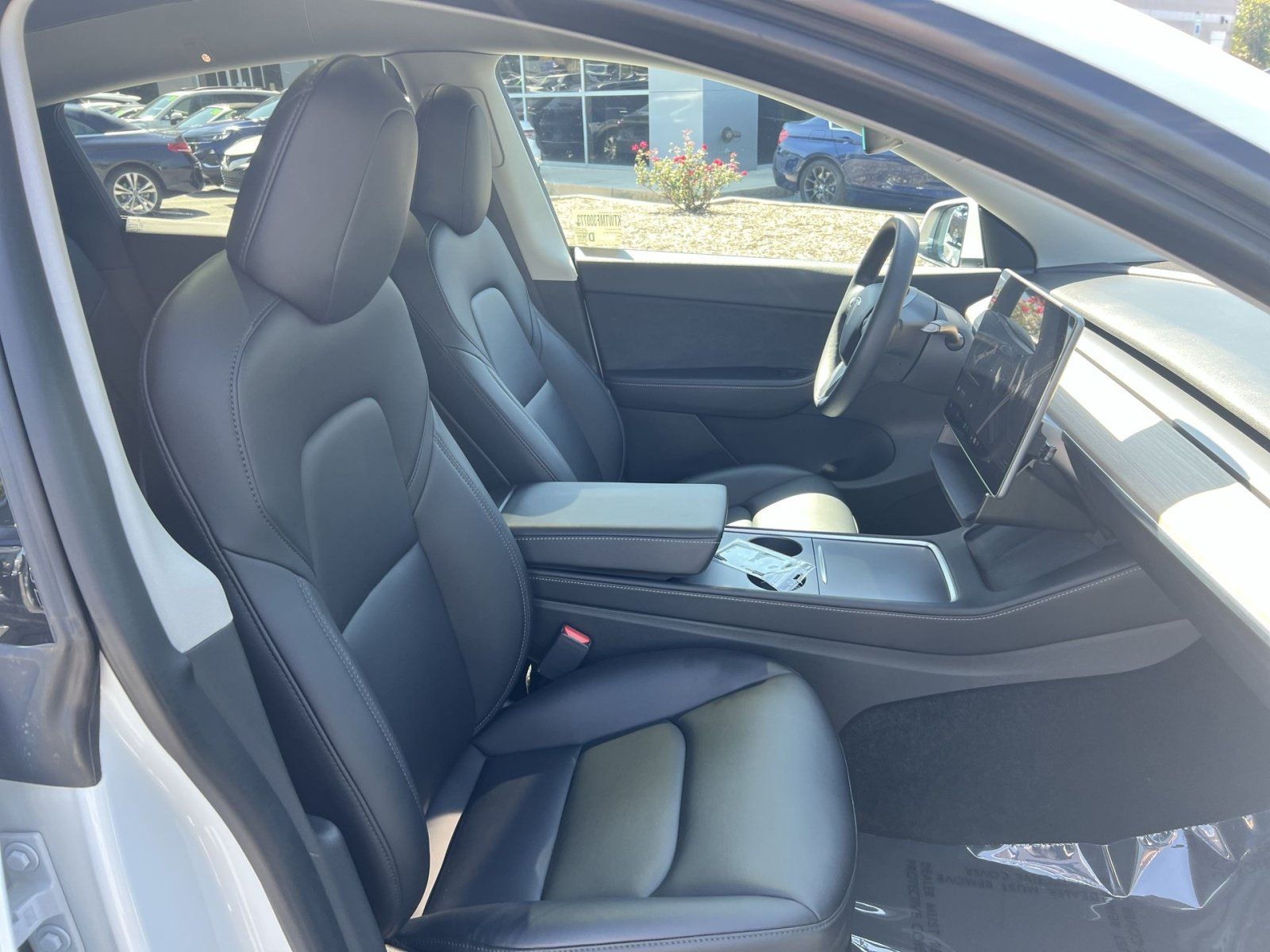 Used 2021 Tesla Model Y Long Range AWD/4WD image 27