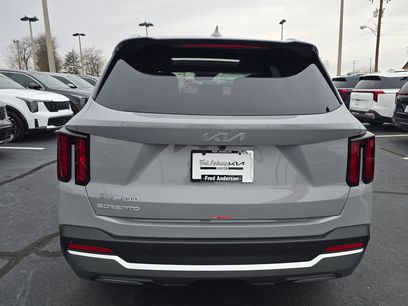 New 2026 Kia Sorento S w/ S Panoramic Sunroof Package