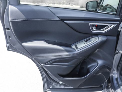 Used 2022 Subaru Forester Premium image 34