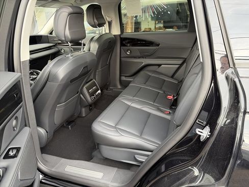 New 2026 Lincoln Nautilus Premier w/ Equipment Group 102A AWD/4WD image 6