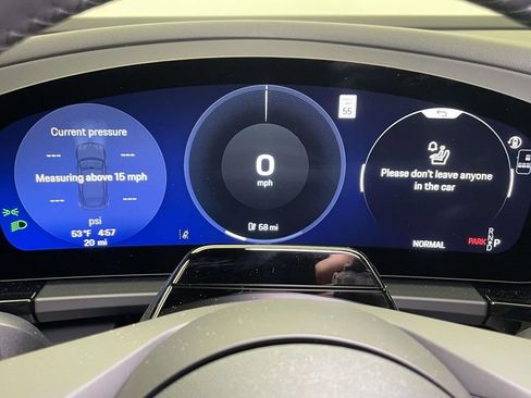 New 2026 Porsche Macan 4 Electric AWD/4WD image 47