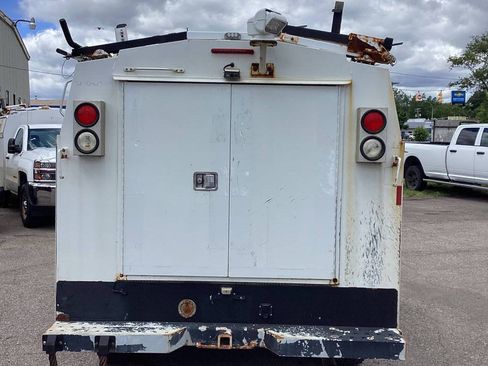 Used 2015 Chevrolet Silverado 3500 W/T RWD image 11