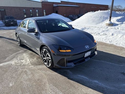 New 2025 Hyundai Ioniq 6 SEL image 3