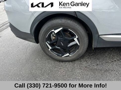 Certified 2026 Kia Sportage EX FWD image 23