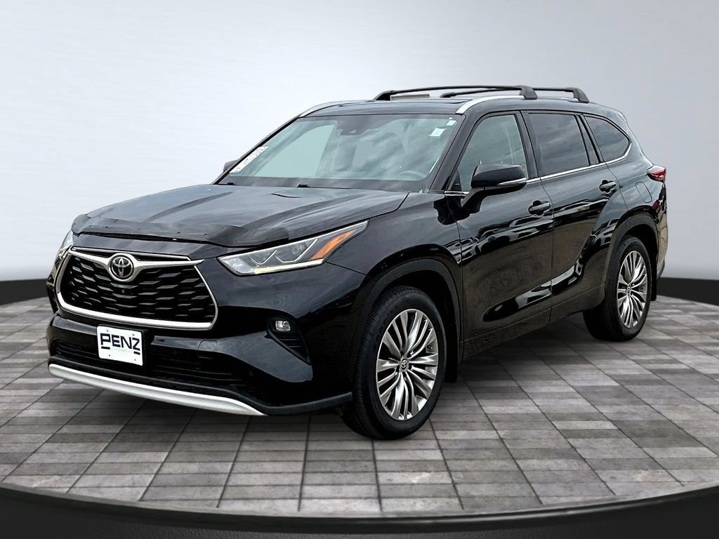 Used 2021 Toyota Highlander Limited AWD/4WD image 1