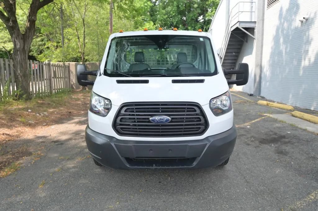 Used 2018 Ford Transit 250 138 RWD image 8
