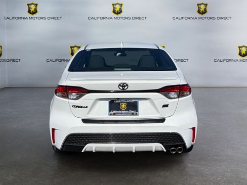 Used 2021 Toyota Corolla SE w/ Carpet Mat Package (TMS) FWD image 4