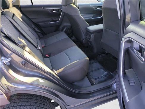 Used 2025 Toyota RAV4 XLE w/ Convenience Package FWD image 20