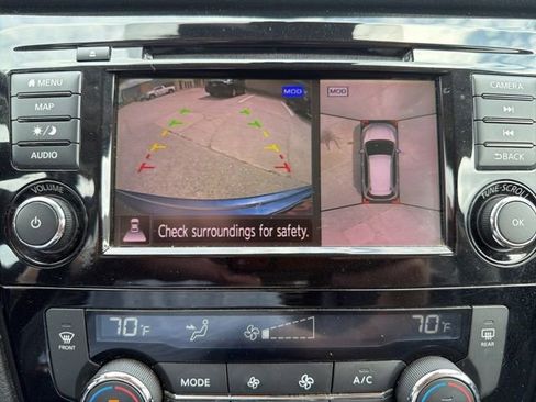 Used 2018 Nissan Rogue SL image 25