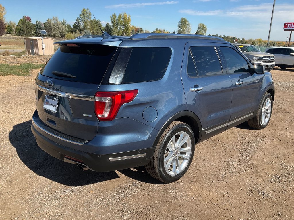 Used 2018 Ford Explorer Limited w/ Equipment Group 301A AWD/4WD image 16