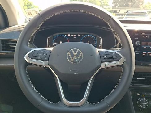 Used 2023 Volkswagen Taos SEL AWD/4WD image 19