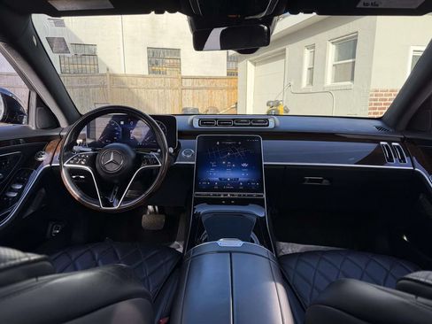 Used 2022 Mercedes-Benz S 500 4MATIC image 23