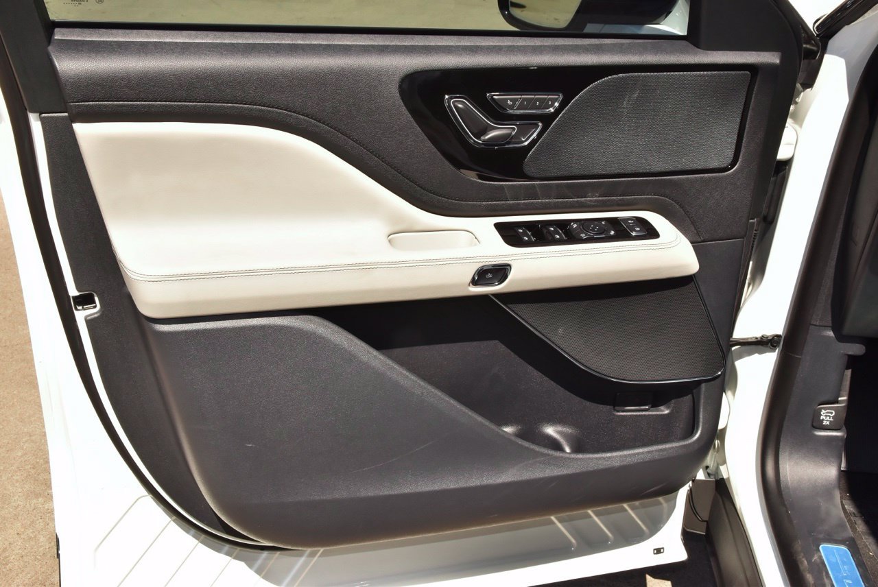 New 2026 Lincoln Aviator 2WD image 34