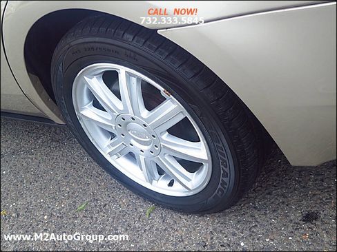 Used 2006 Ford Five Hundred Limited image 37