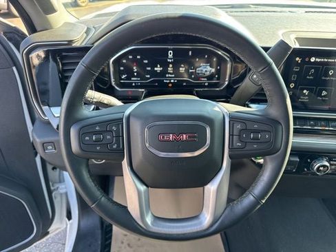Used 2025 GMC Sierra 1500 Elevation AWD/4WD image 12
