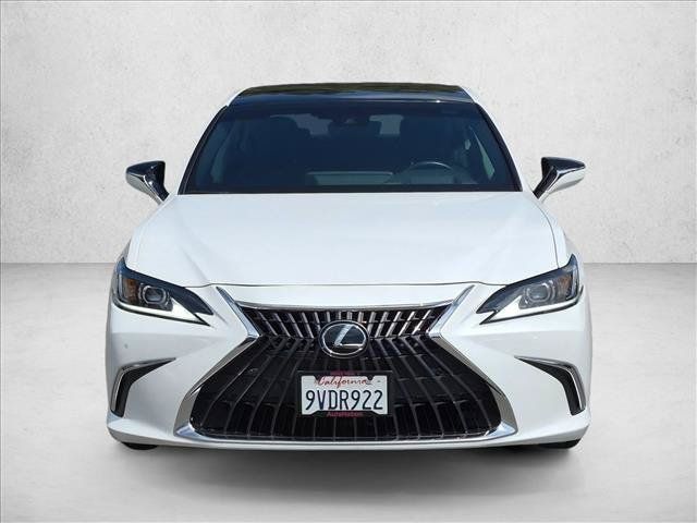 Used 2025 Lexus ES 350 w/ Premium Package FWD image 2